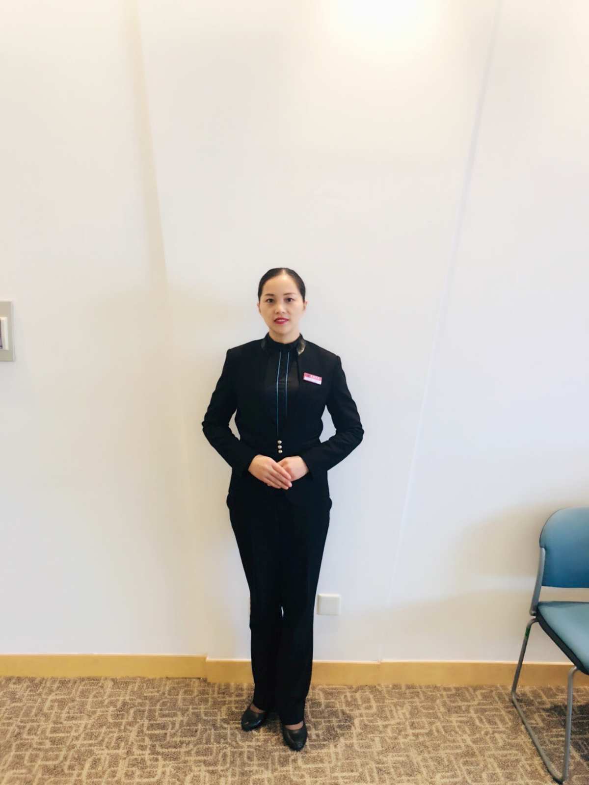 会务服务作业标准详解 专业站姿与服务礼仪